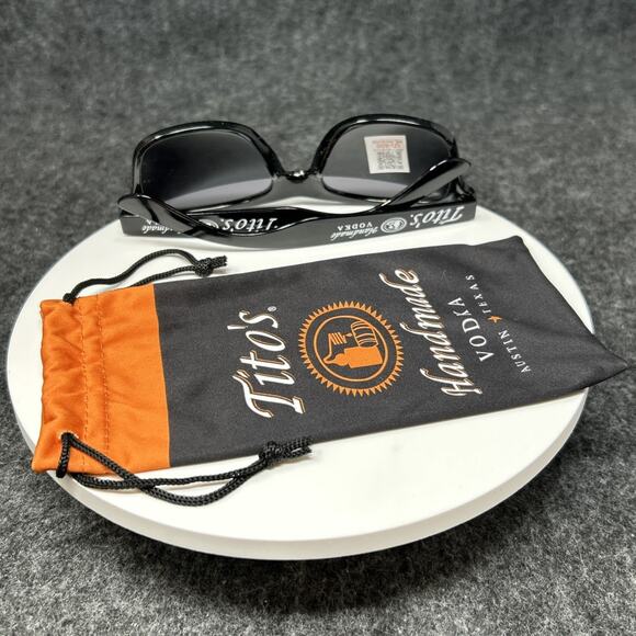 NEW Tito's Handmade Vodka Adult Sunglasses Stylish Pouch Set Promotional UV400 - Picture 3 of 8